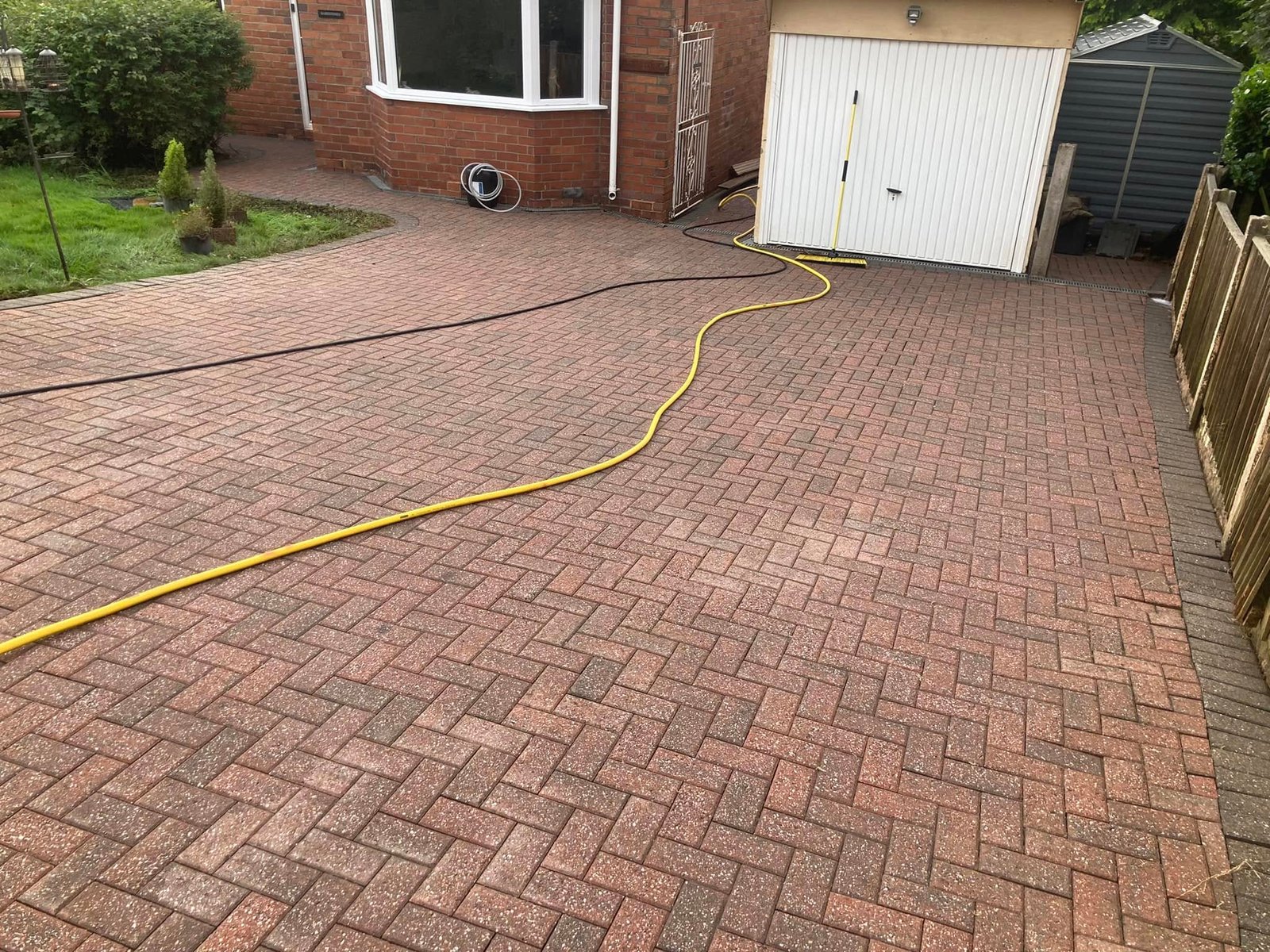 Driveway after professional exterior cleaning by Balo Jetwash